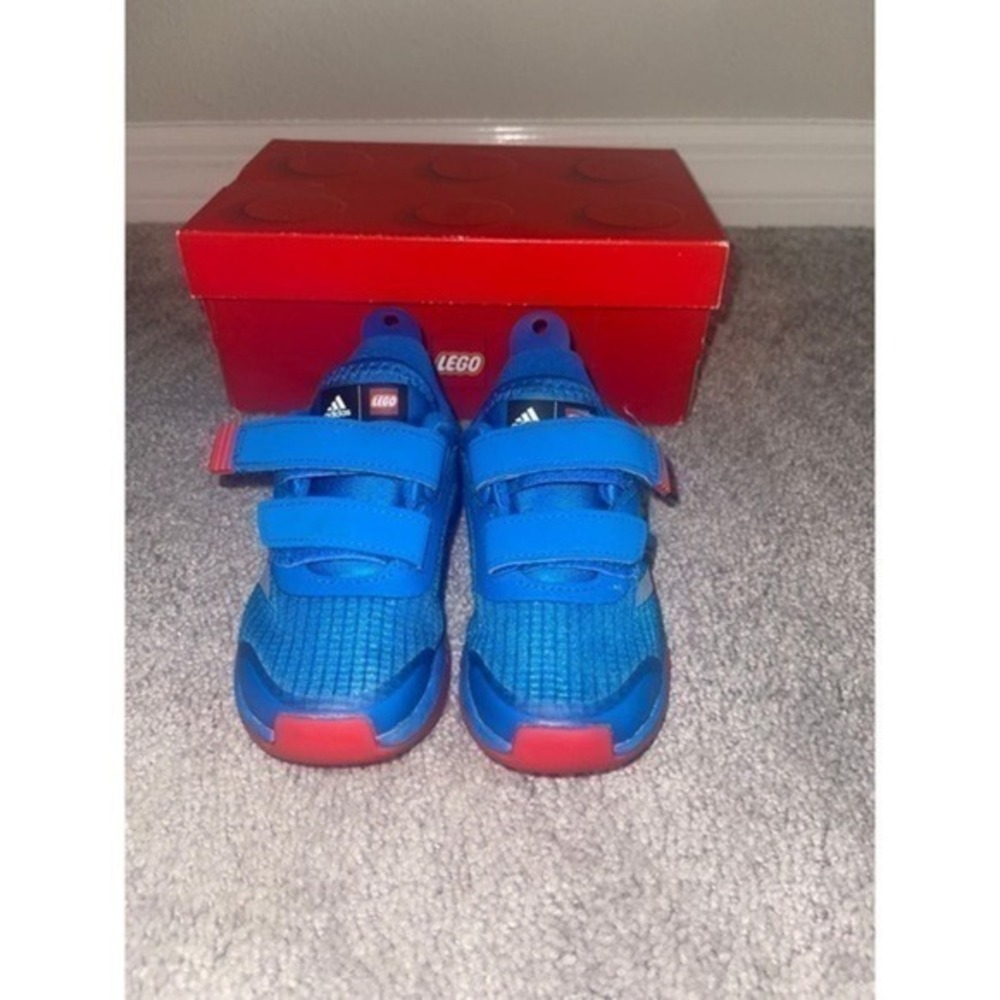 Adidas LEGO